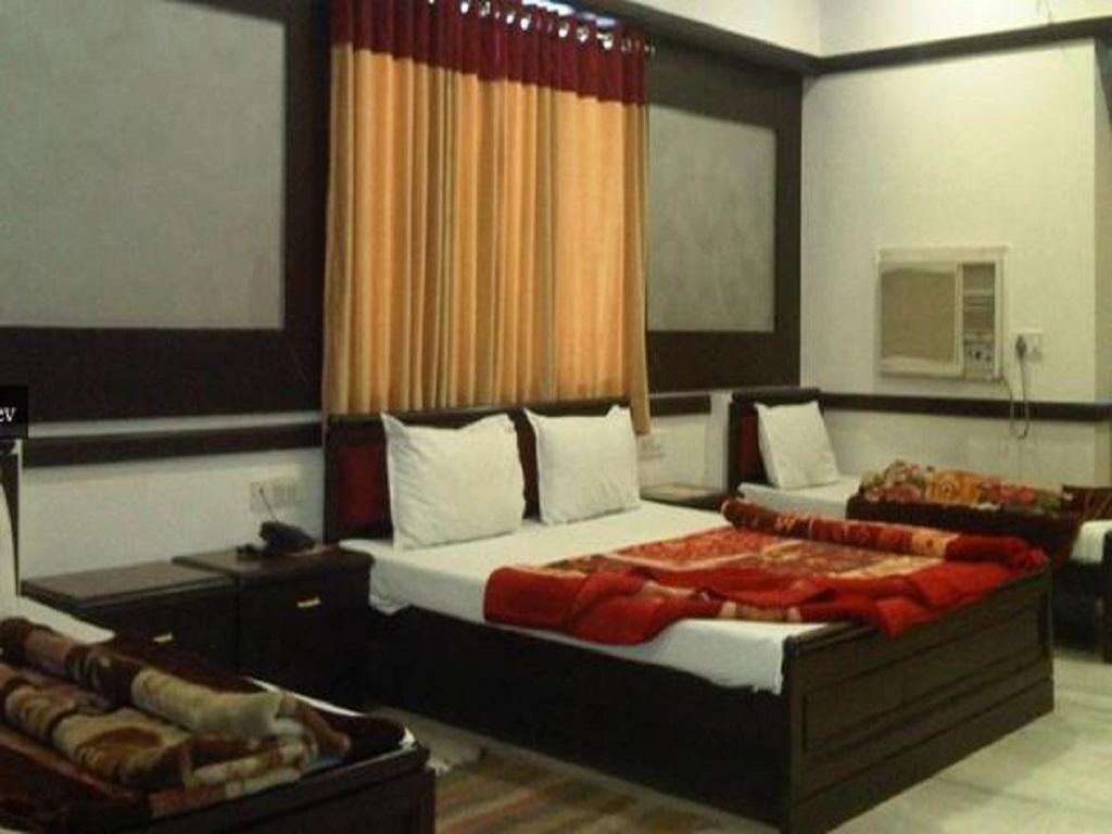 Ranpur Hotel Ambaji International מראה חיצוני תמונה